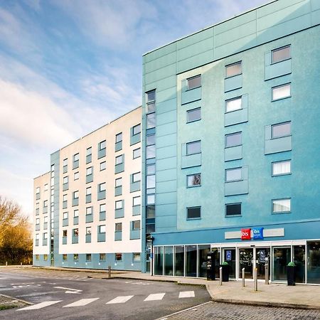 Ibis London Heathrow Terminal 5 Ξενοδοχείο Χίλινγκτον Εξωτερικό φωτογραφία