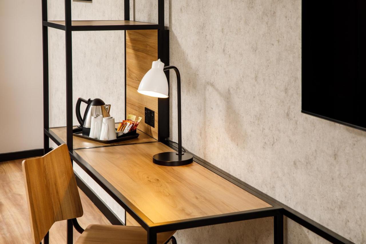 Ibis London Heathrow Terminal 5 Ξενοδοχείο Χίλινγκτον Εξωτερικό φωτογραφία